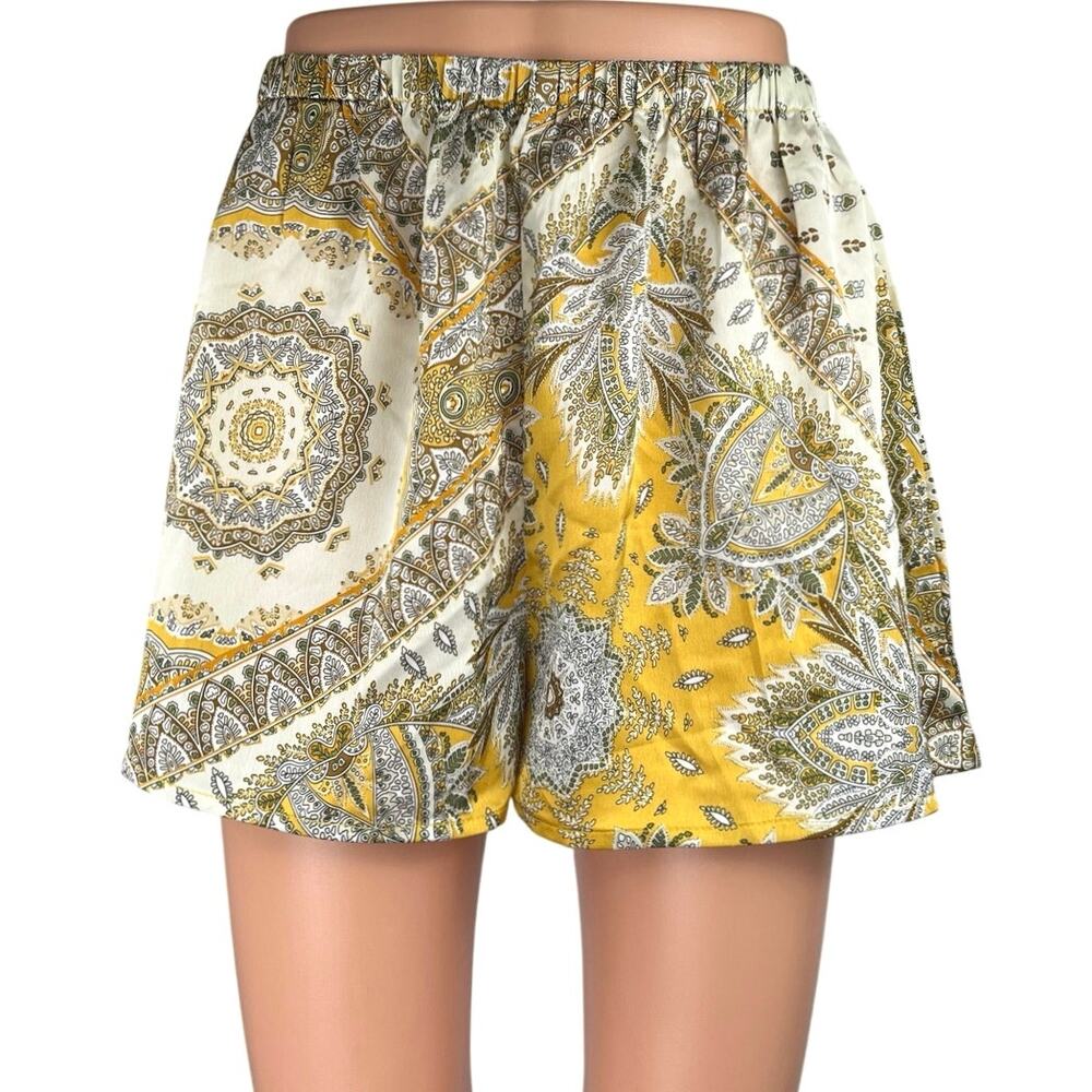 NEW Cider Yellow White Jacquard High Waist Pull On Casual Mini Shorts Size M